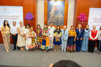 Beatriz Estrada reconoce a mujeres indígenas destacadas de Nayarit